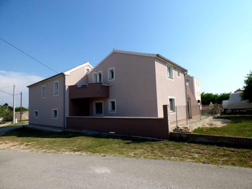 Apartments Branko Nin Bagian luar foto
