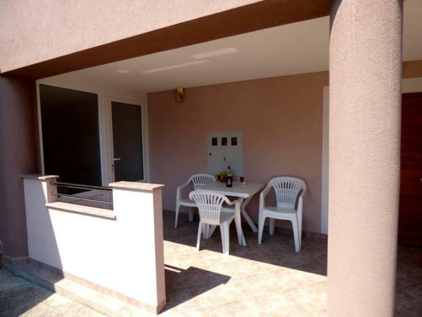 Apartments Branko Nin Bagian luar foto