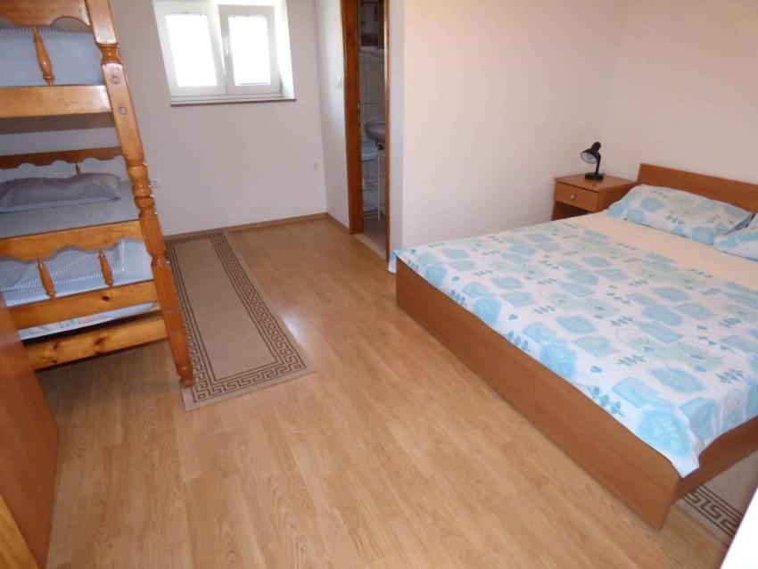 Apartments Branko Nin Bagian luar foto
